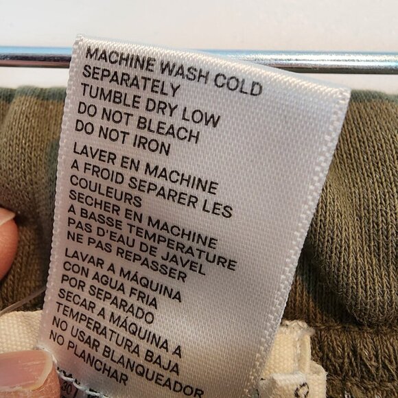 Good American Oversized Pull On Shorts Olive Green with Pockets Sweatshorts sz 2 - Picture 7 of 11